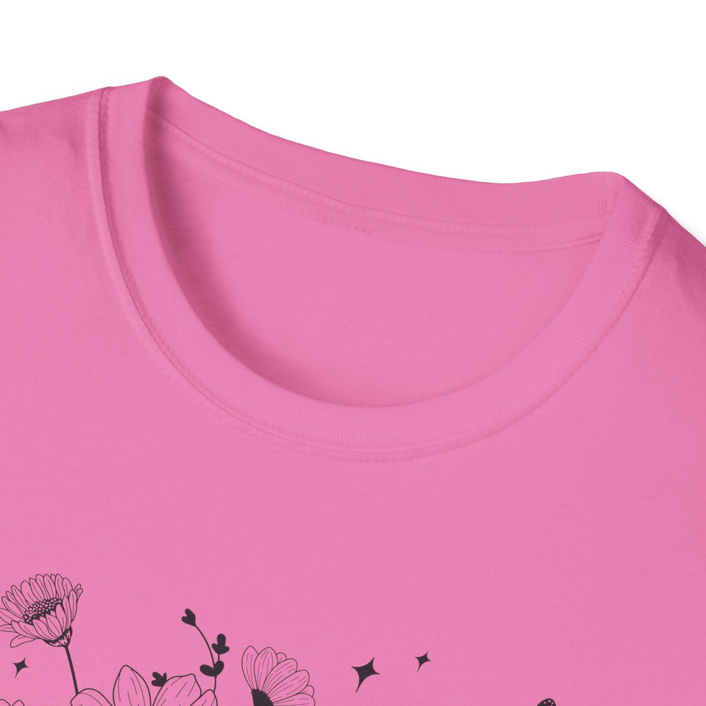 Floral Mama Vibes Tee – Bloom with Love Perfect Gift for Mother's Day