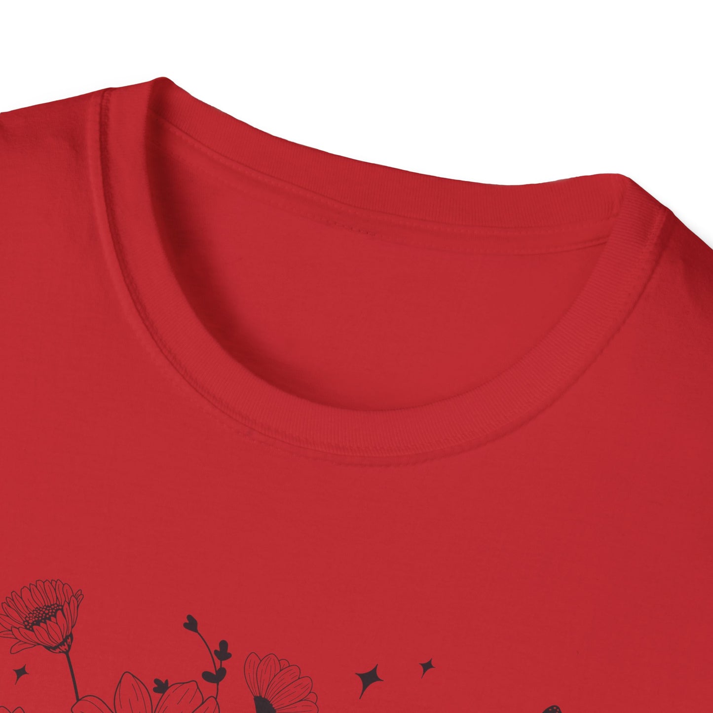 Floral Mama Vibes Tee – Bloom with Love Perfect Gift for Mother's Day