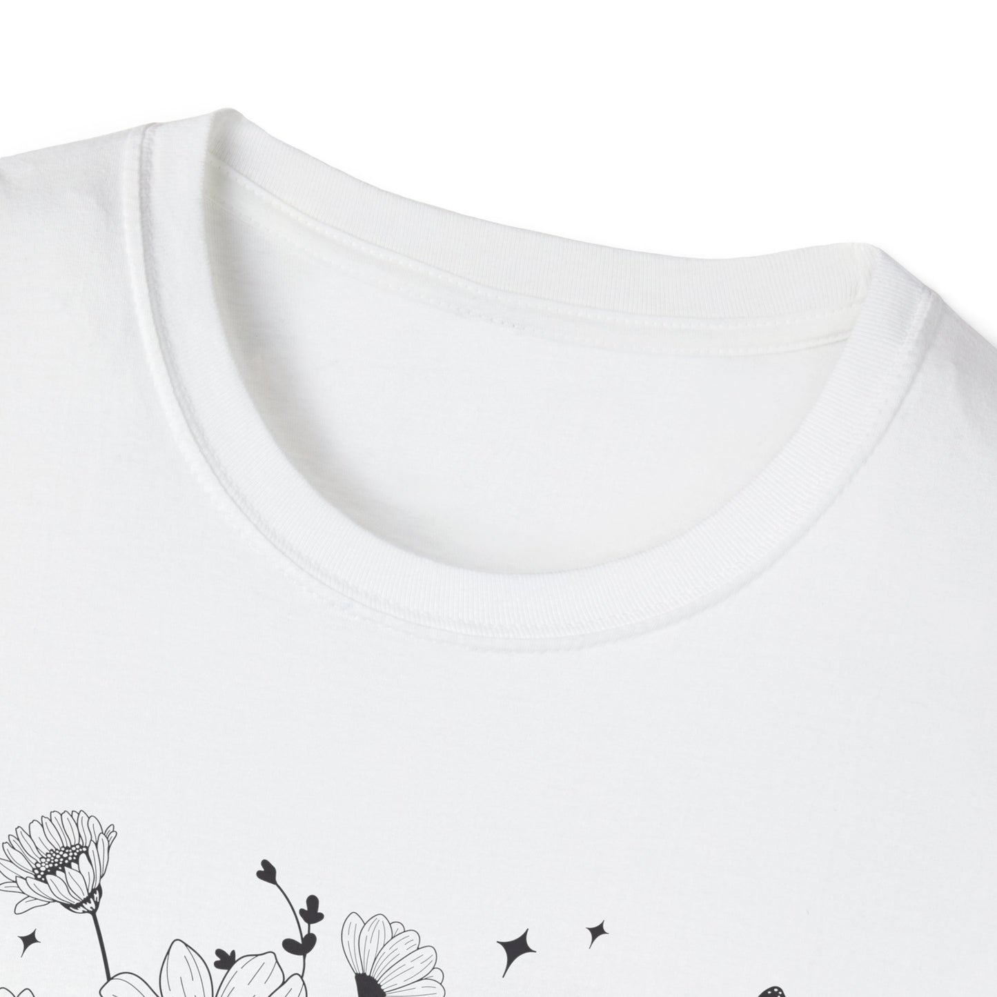 Floral Mama Vibes Tee – Bloom with Love Perfect Gift for Mother's Day