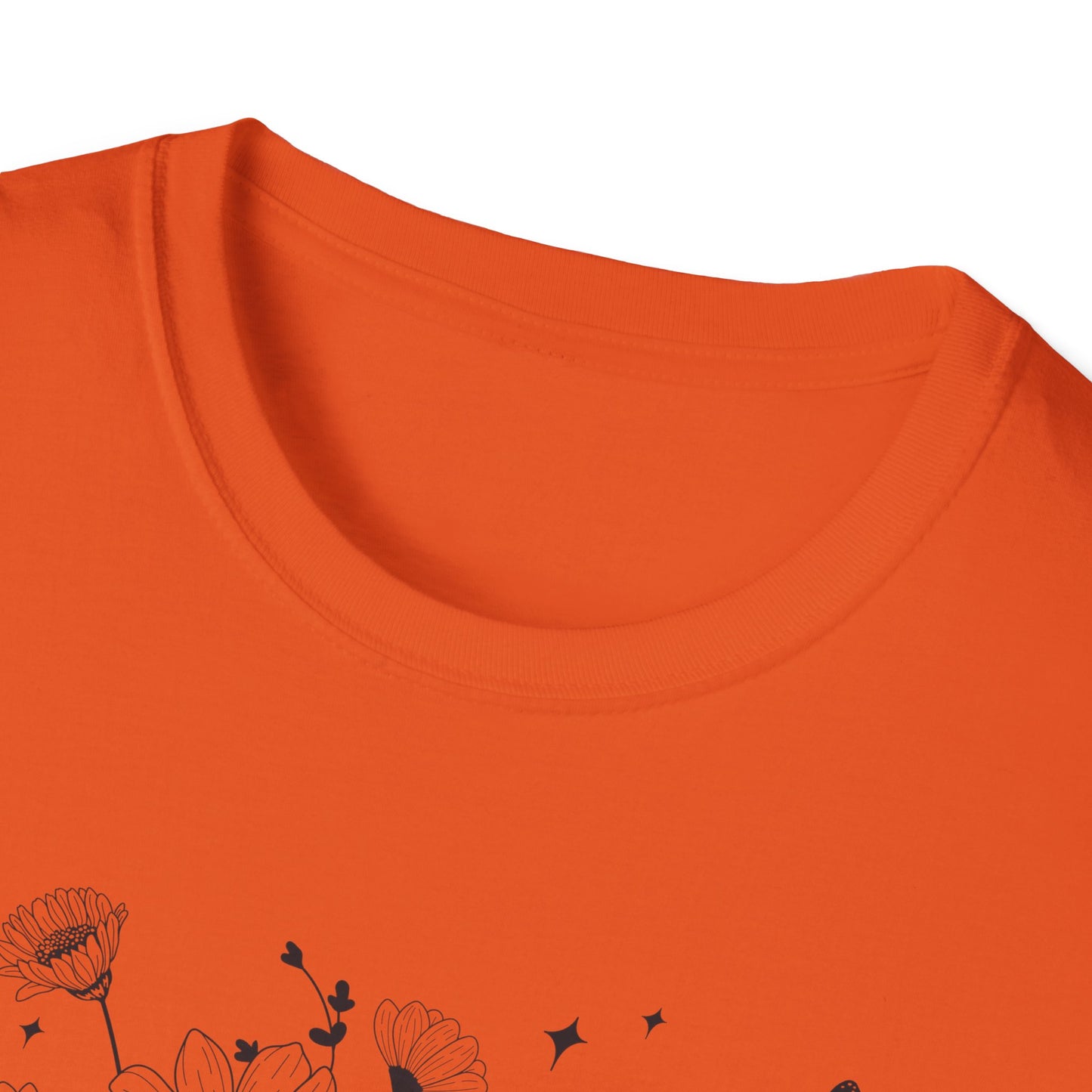 Floral Mama Vibes Tee – Bloom with Love Perfect Gift for Mother's Day